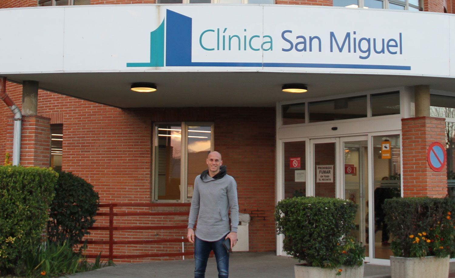 El Guardameta Rojillo Nauzet Visita Cl nica San Miguel Por Molestias 