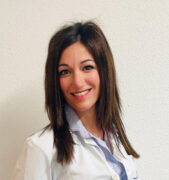 Dra. Marta Martínez Calvo | Especialidad | Cirugía Ortopédica y Traumatología | Clínica San Miguel | Cuidamos Tu Salud